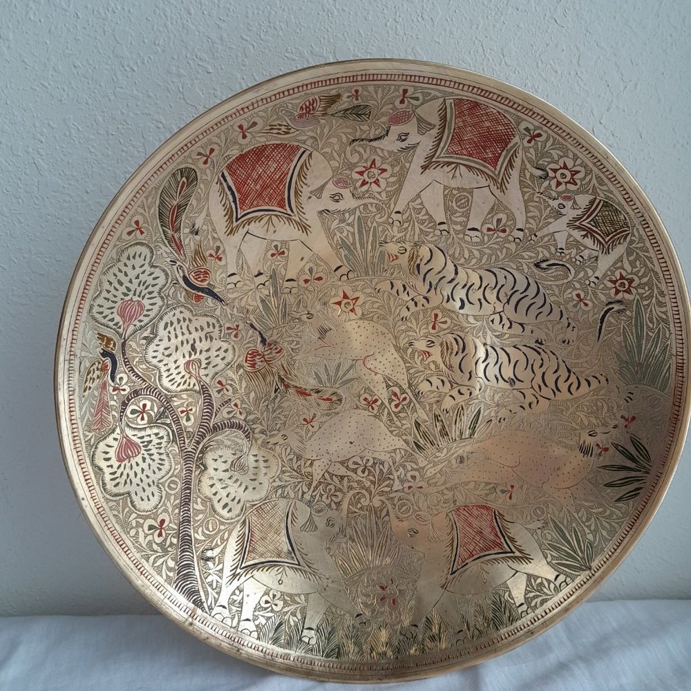 Etched Brass Bowl Colored- Tigers Elephants- wall hanging 10 inch - Picture 5 of 11